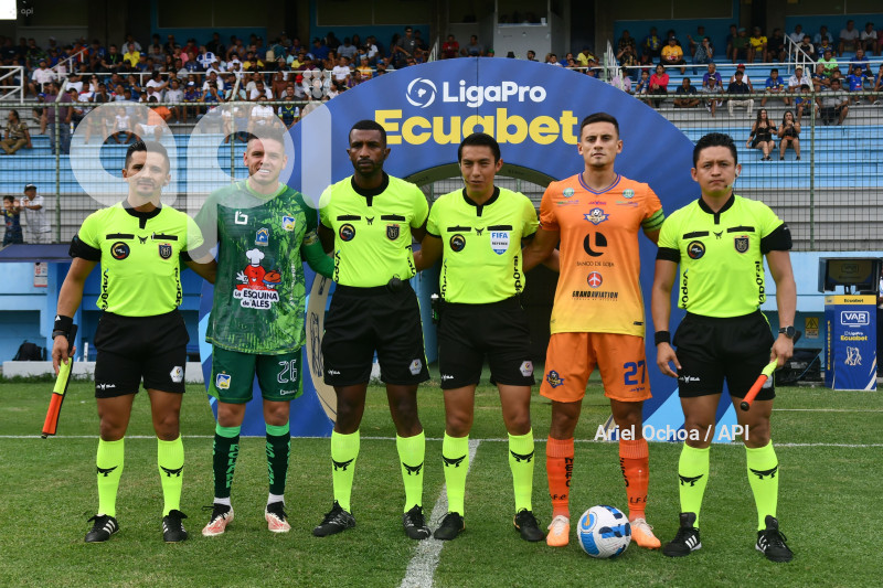FBL-LIGAPRO-DELFIN-LIBERTAD