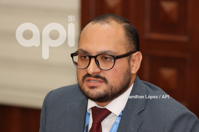 UIO-VICEPRESIDENCIA-CONTRATOS-LABORALES
