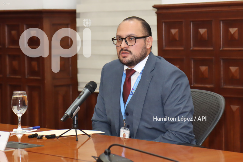 UIO-VICEPRESIDENCIA-CONTRATOS-LABORALES