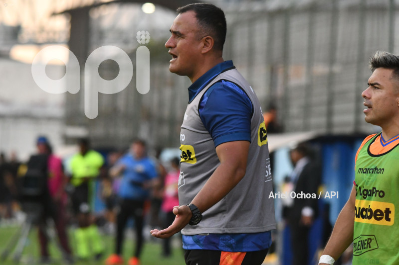 FBL-LIGAPRO-DELFIN-LIBERTAD