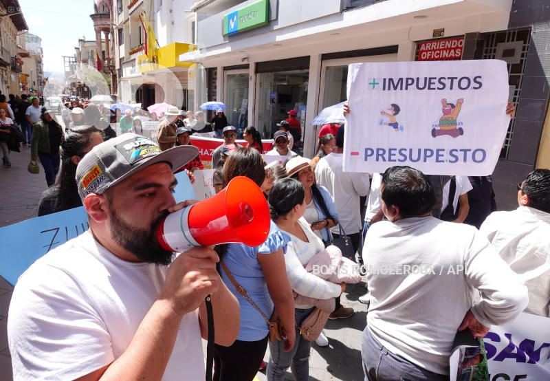 CUENCA-MARCHA CONAGOPARE-GAD PARROQUIALES