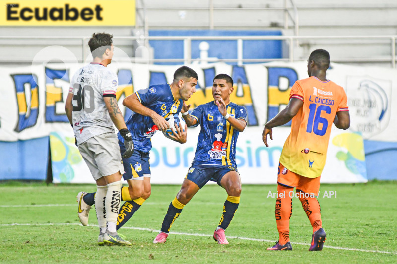 FBL-LIGAPRO-DELFIN-LIBERTAD