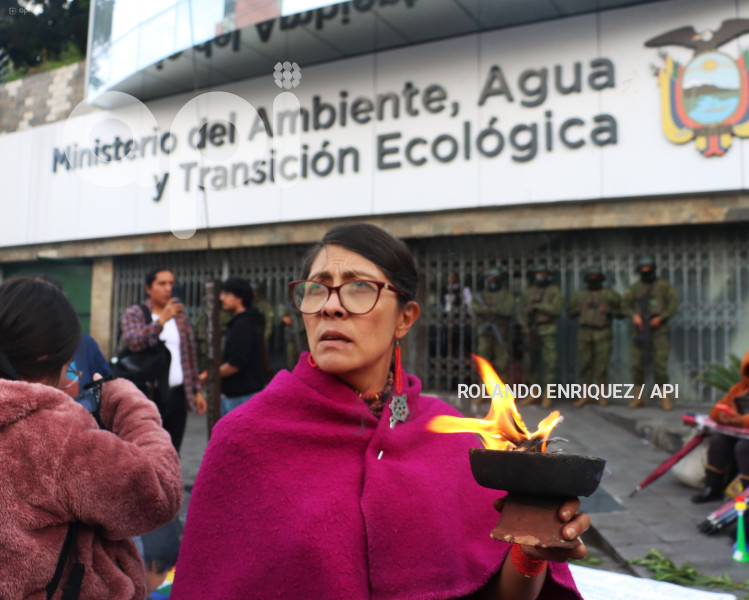 PROTESTAS-ANTIMINERAS-MIN-AMBIENTE