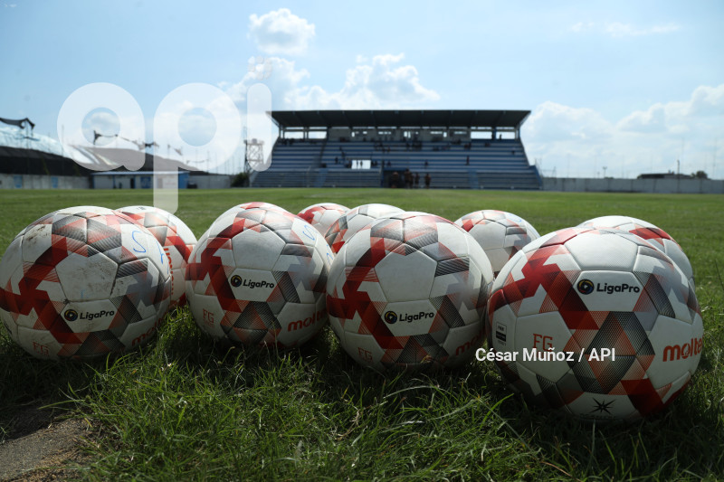 FBL-SERIE B-9 OCTUBRE-GUAYAQUIl CITY