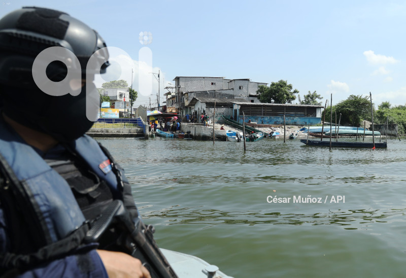 GYE-OPERATIVO FLUVIAL NARCOTRAFICO