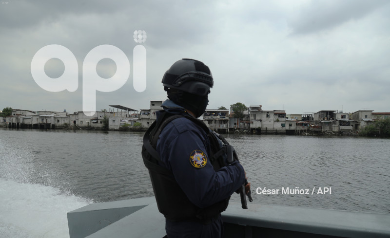 GYE-OPERATIVO FLUVIAL NARCOTRAFICO