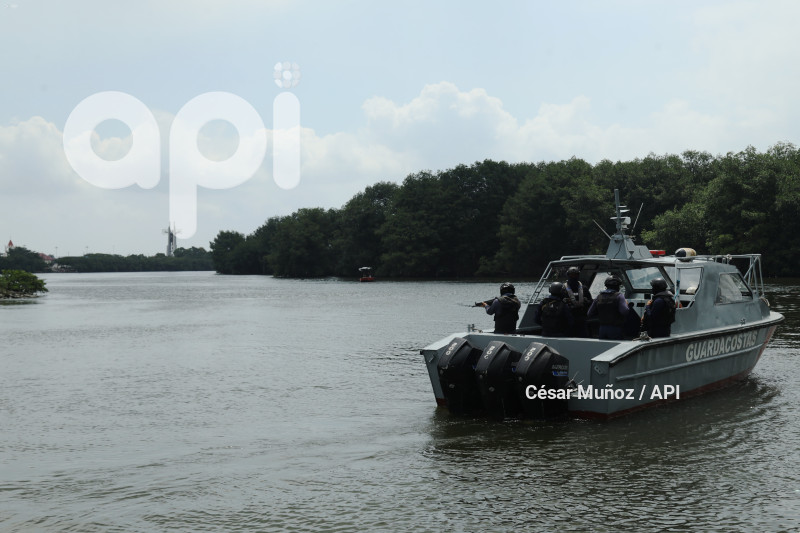 GYE-OPERATIVO FLUVIAL NARCOTRAFICO