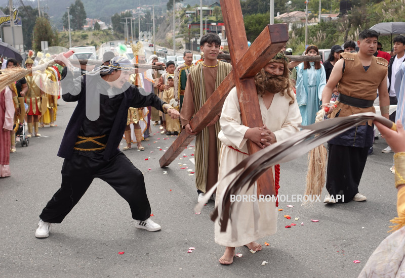 CUENCA-VIACRUSIS-SEMANA SANTA-TURI