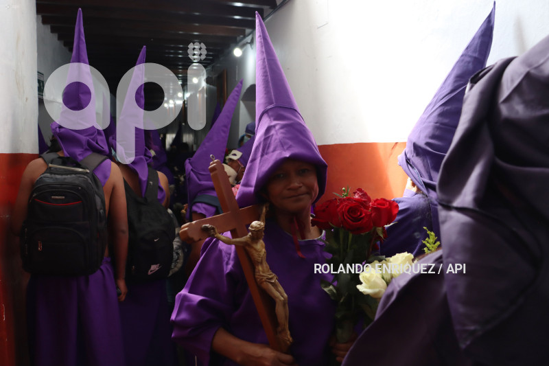 PROCESION-JESUS-DEL-GRAN-PODER