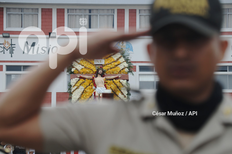 GYE-PROCESION CRISTO CONSUELO