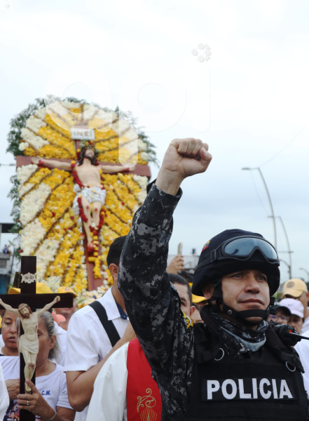 GYE-PROCESION CRISTO CONSUELO