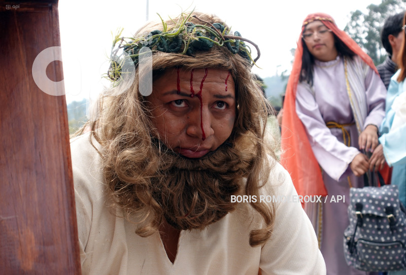 CUENCA-VIACRUSIS-SEMANA SANTA-TURI