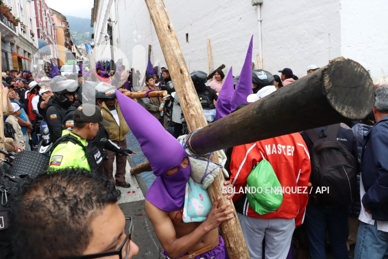 PROCESION-JESUS-DEL-GRAN-PODER