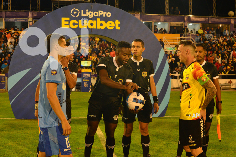 FBL-LIGA-PRO-ECUABET-MACARA-BARCELONA-