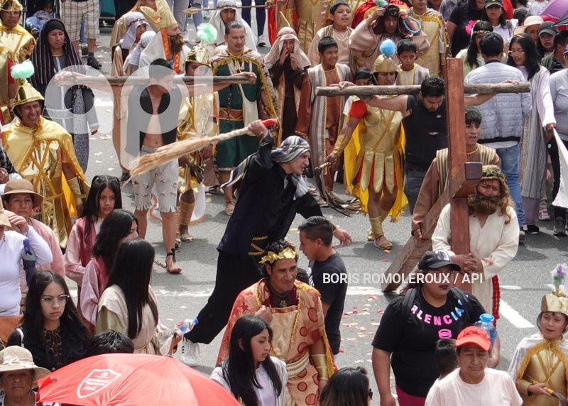 CUENCA-VIACRUSIS-SEMANA SANTA-TURI