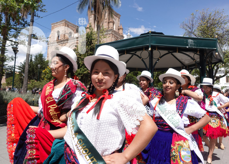 CUENCA-PRESENTACION CHOLITAS TURI-AGENDA FESTIVIDADES