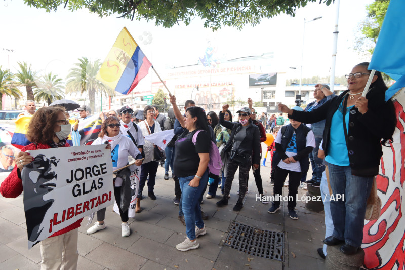UIO-PROTESTAS-EMBAJADA-MEXICO
