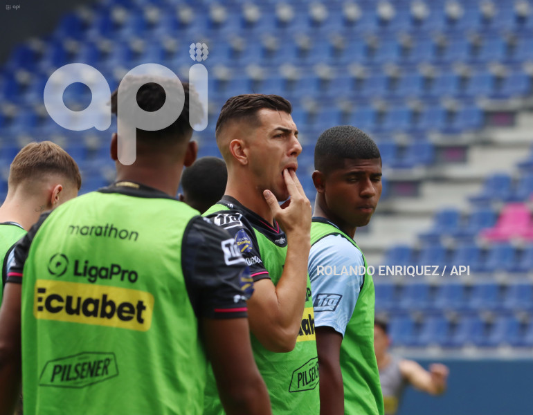 FBL-LIGAPRO-ECUABET-INDEPENDIENTE-VALLE-LIBERTAD