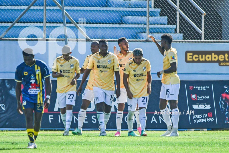 FBL-LIGAPRO-DELFIN-U CATOLICA