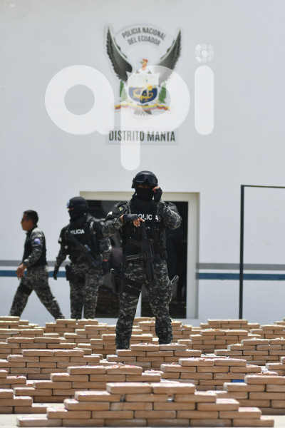 MANTA-DROGA SAN LORENZO