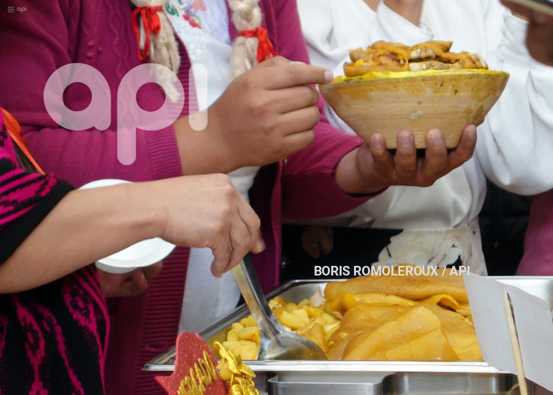 CUENCA-FESTIVAL-PAPAS CON CUERO