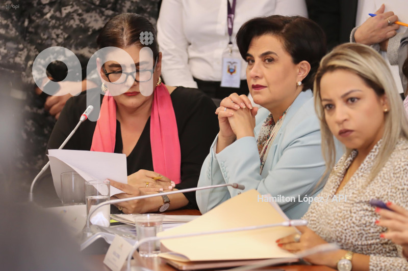 UIO-MINISTROS-COMISION-RELACIONES-INTERNACIONALES