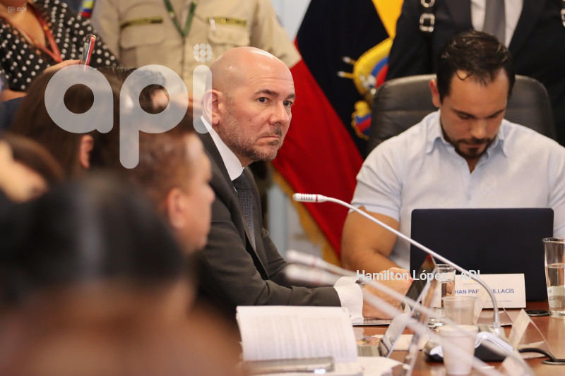 UIO-MINISTROS-COMISION-RELACIONES-INTERNACIONALES