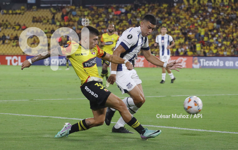 FBL-LIBERTADORES-BARCELONA-TALLERES