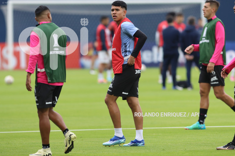 FBL-LIBERTADORES-INDEPENDIENTE-VALLE-SAN-LORENZO