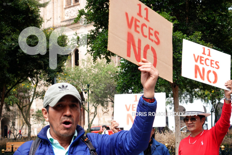 CUENCA-PLANTON-CONSULTA POR EL NO