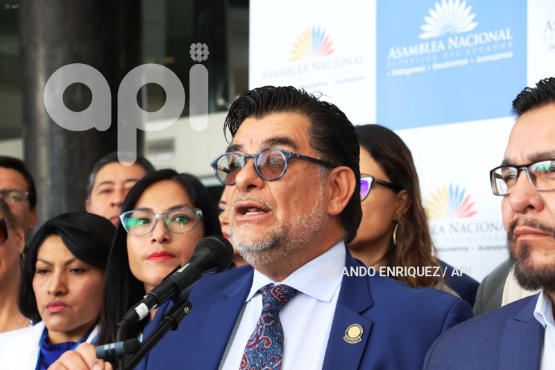 RUEDA-PRENSA-PATRICIO-CHAVEZ