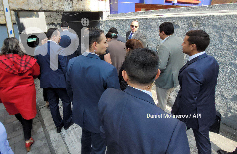 MINISTERIO DE ENERGIA Y MINAS ROBERTO LUQUE