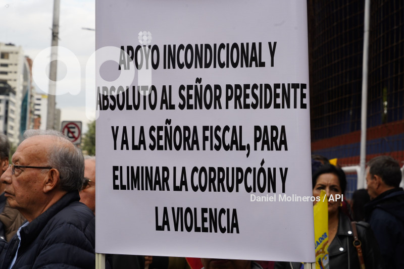 PLATON APOYO DIANA SALAZAR