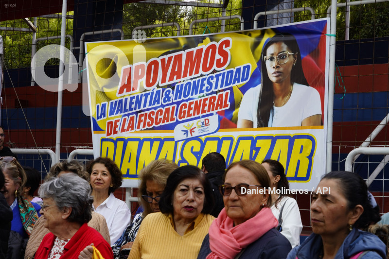 PLATON APOYO DIANA SALAZAR
