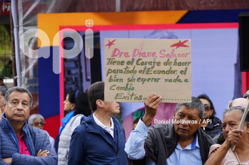 PLATON APOYO DIANA SALAZAR