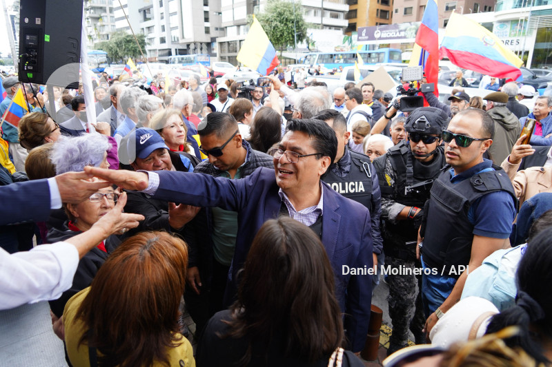 PLATON APOYO DIANA SALAZAR