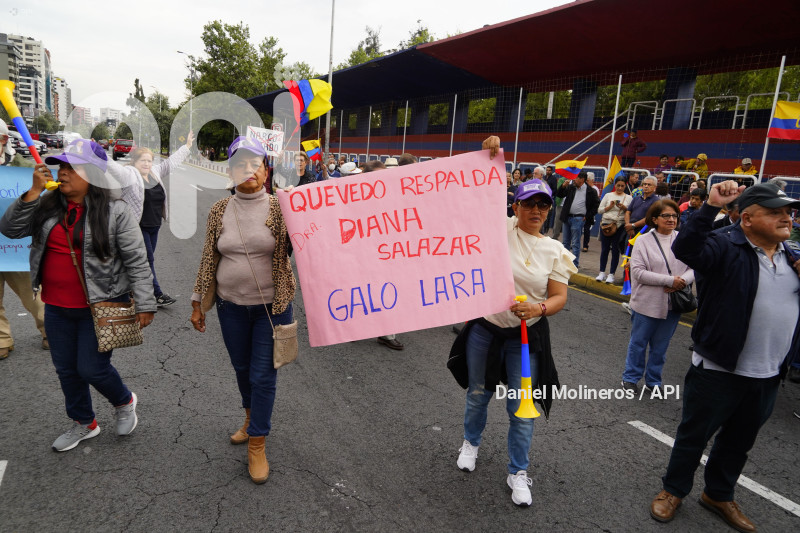 PLATON APOYO DIANA SALAZAR