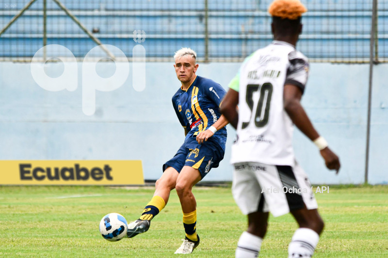 FBL-LIGAPRO-DELFIN-MACARA