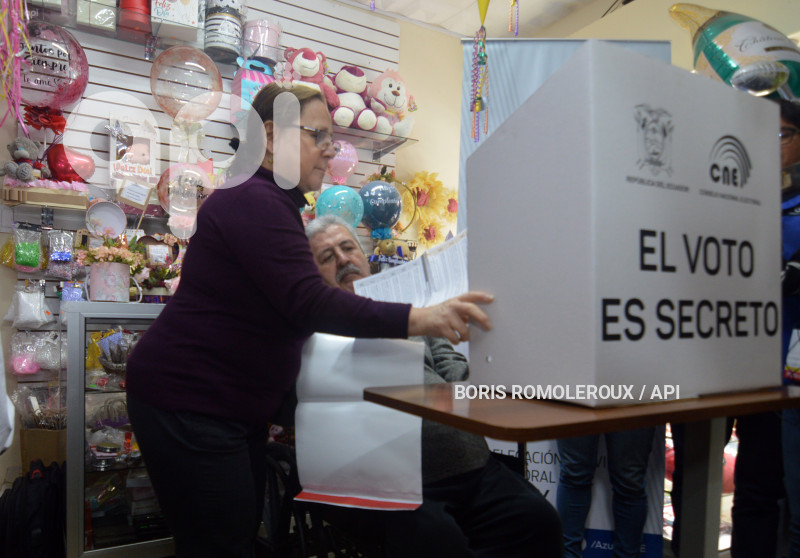 CUENCA-VOTO EN CASA-CONSULTA POPULAR