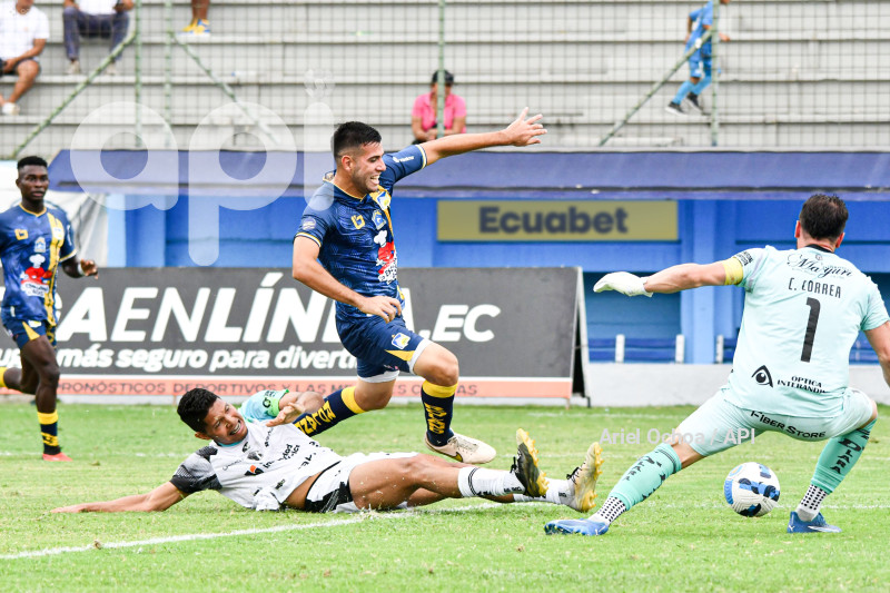 FBL-LIGAPRO-DELFIN-MACARA