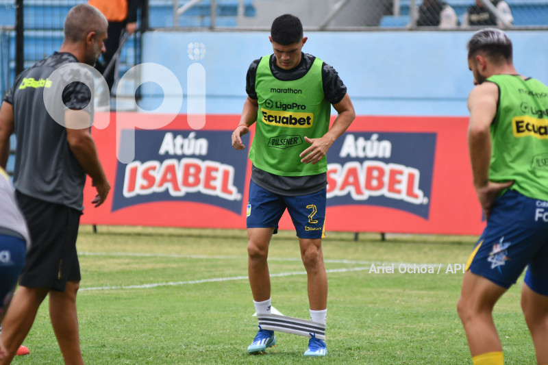 FBL-LIGAPRO-DELFIN-MACARA
