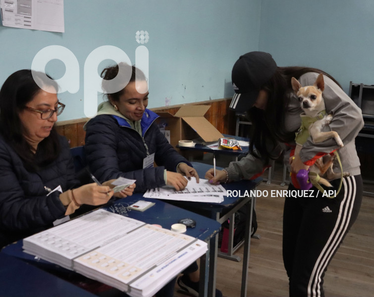 CONSULTA POPULAR 2024-COLEG-BENALCAZAR
