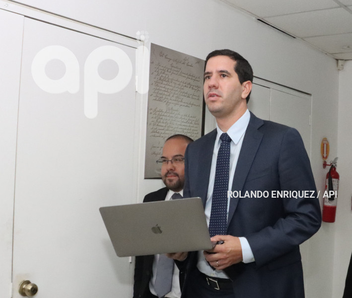 RUEDA-PRENSA-MINISTERIO-ENERGIA