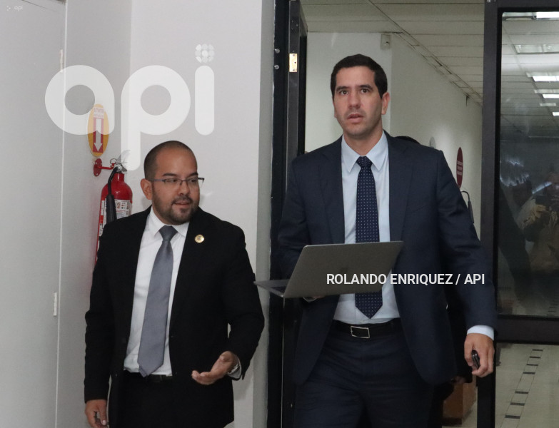 RUEDA-PRENSA-MINISTERIO-ENERGIA