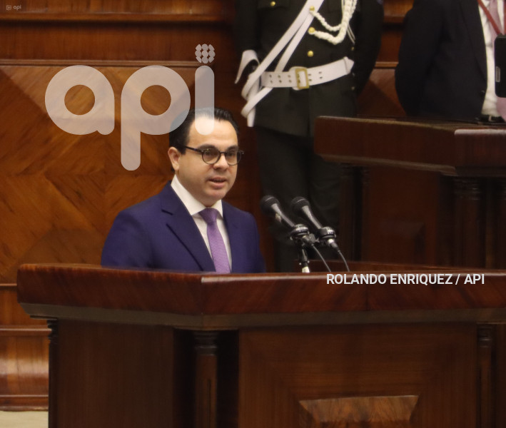 POSESION-ASAMBLEA-FABRICIO-PERALTA
