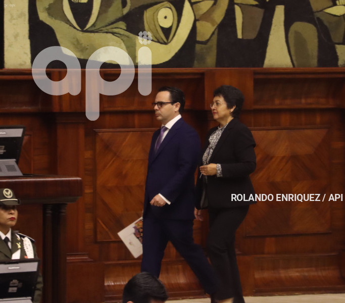POSESION-ASAMBLEA-FABRICIO-PERALTA
