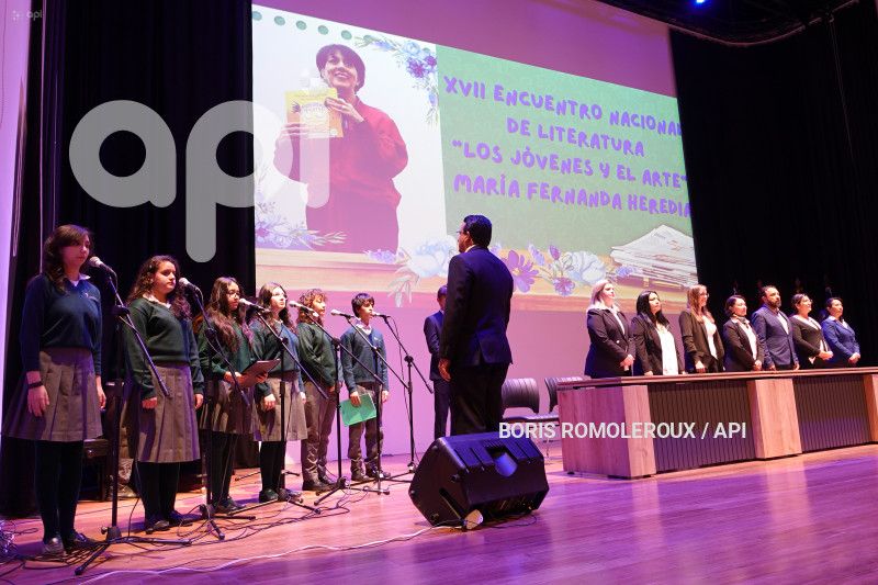 CUENCA-PREMIACION-ENCUENTRO LITERATURA