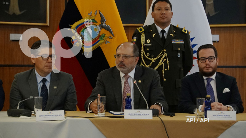 CONVERSATORIO-HENRY-KRONFLE