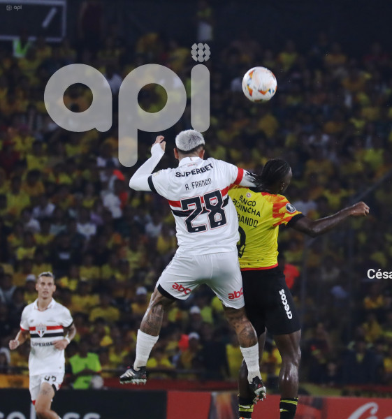 FBL-LIBERTADORES-BARCELONA-SAO PAULO