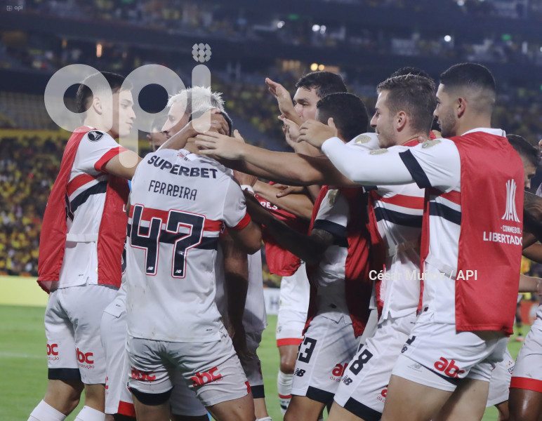 FBL-LIBERTADORES-BARCELONA-SAO PAULO